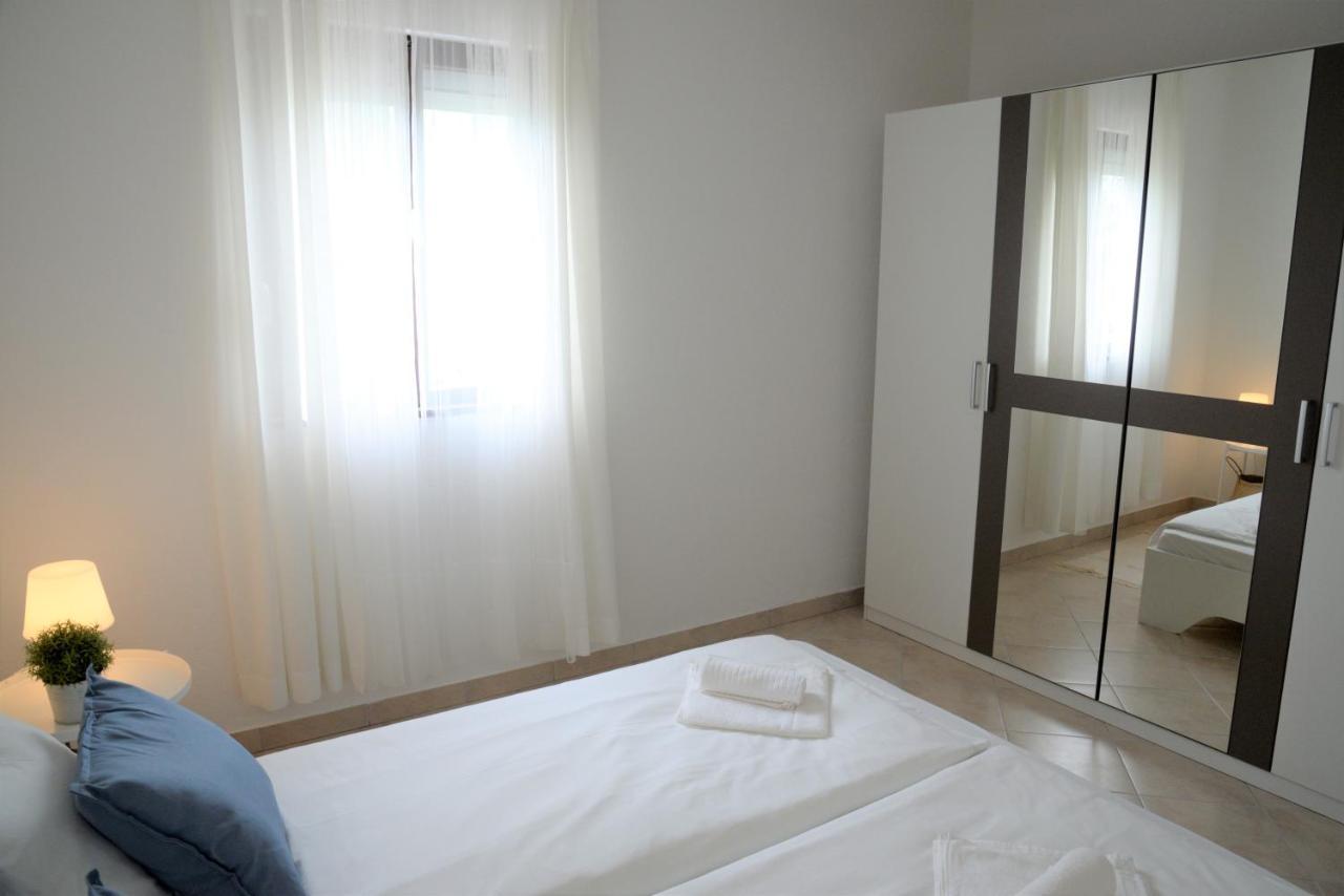 Casa Di Felicita Villa Biograd Na Moru Bagian luar foto